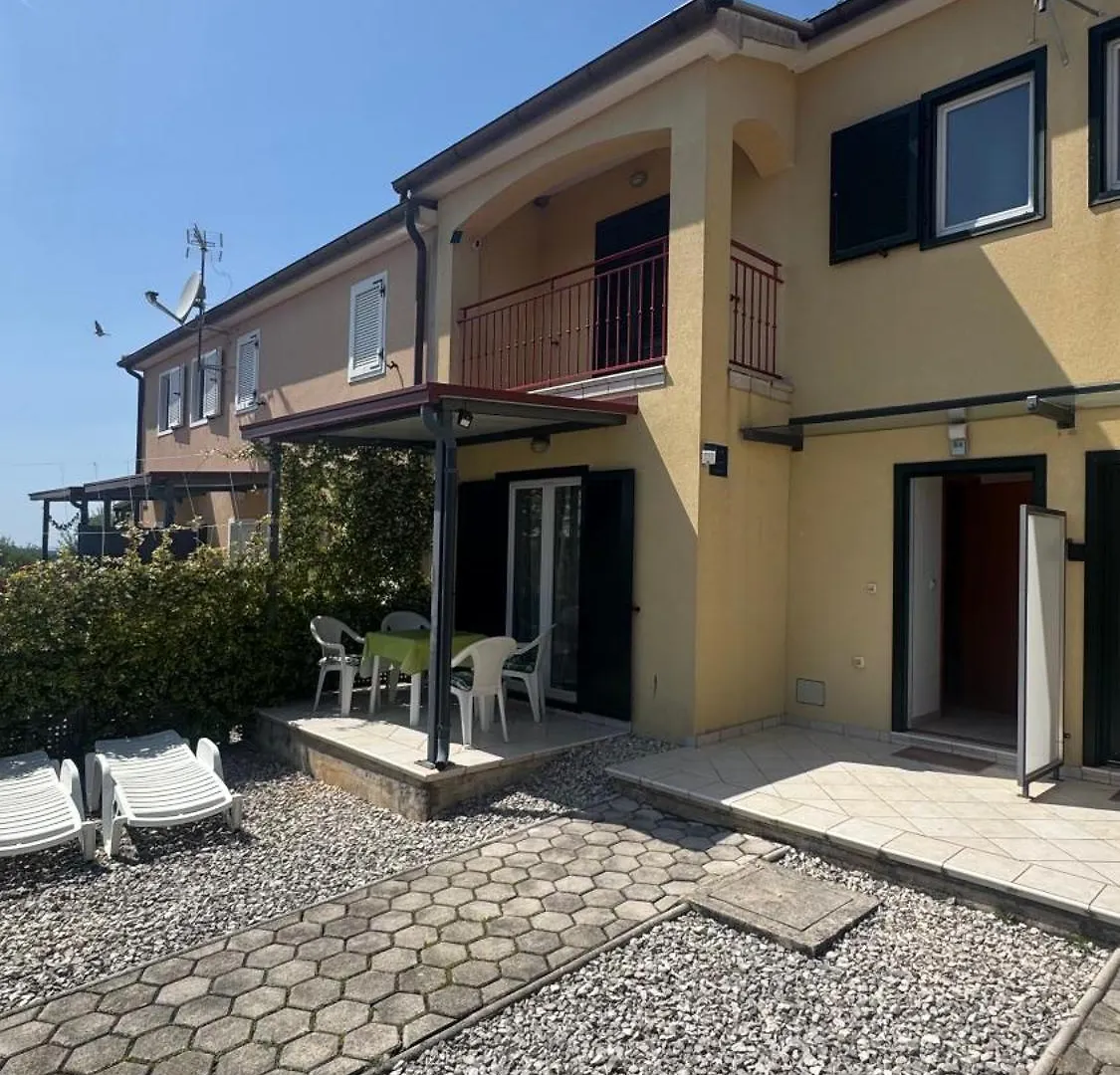Velura Apartments Tar-Vabriga Holiday home
